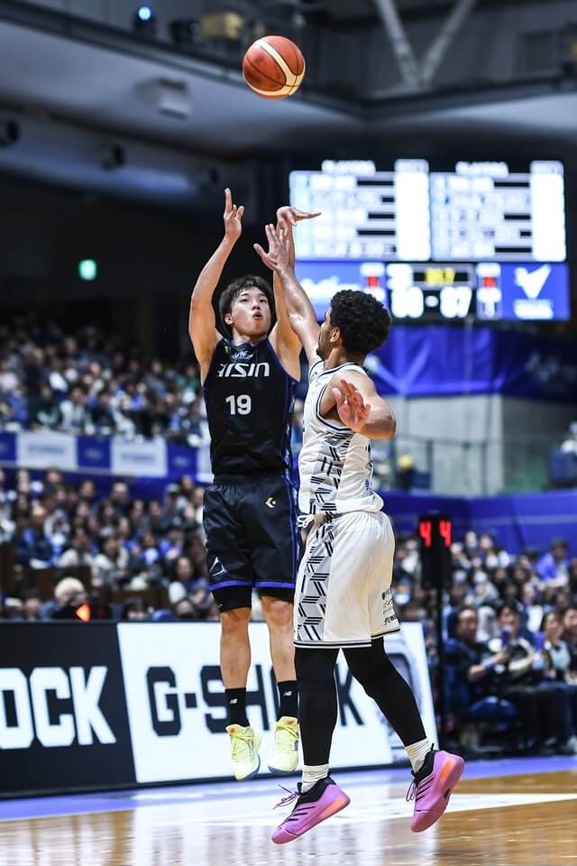 西田優大