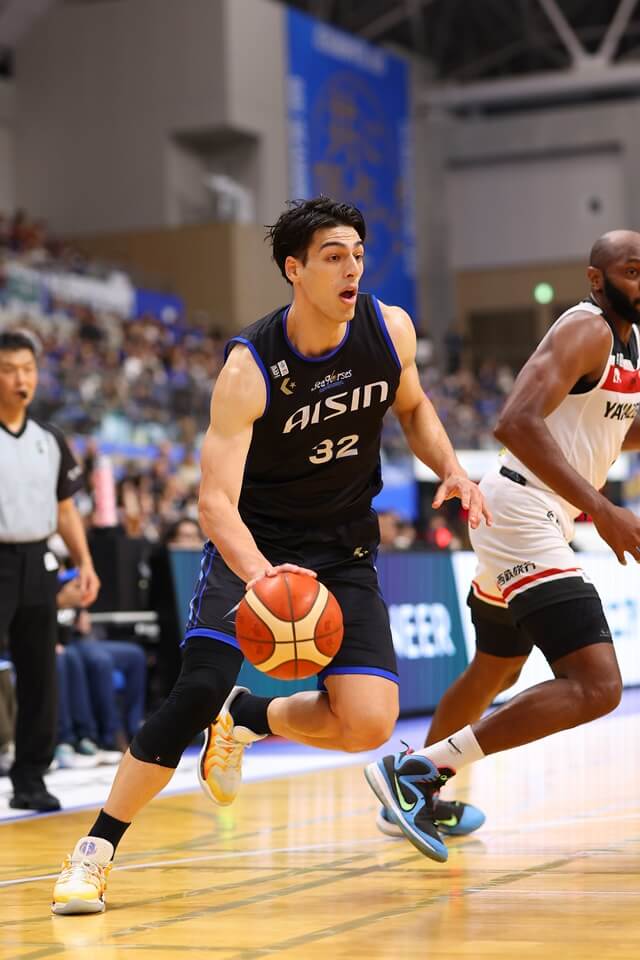 シェーファーアヴィ幸樹
