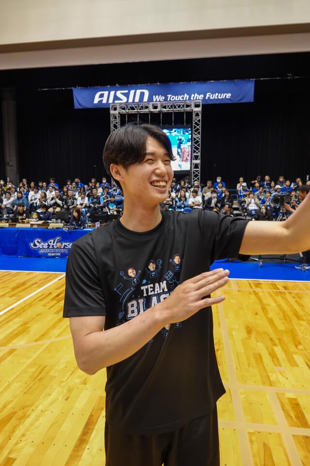 13 須田侑太郎選手 撮影写真「ファンフェス2024-25 supported by