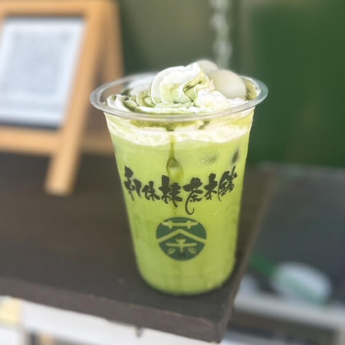 抹茶(ほうじ茶)白玉クリームラテ
