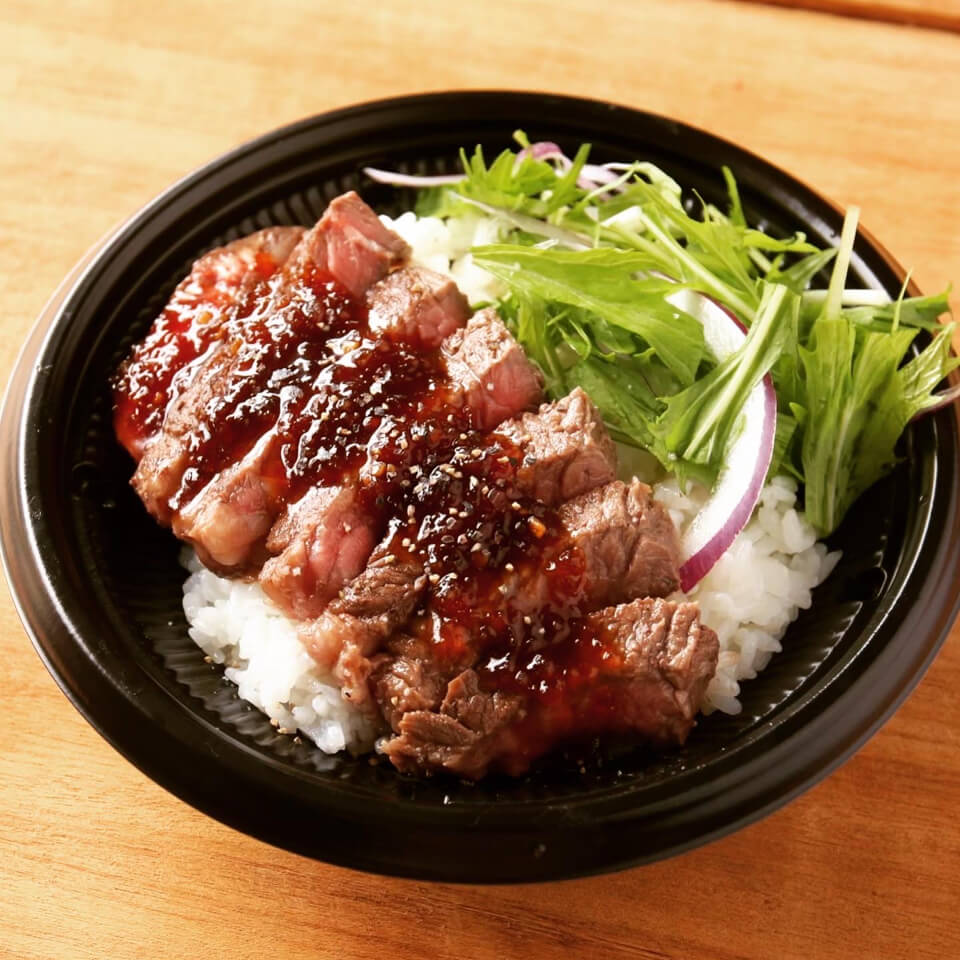 オムROLL LUNCH BOX