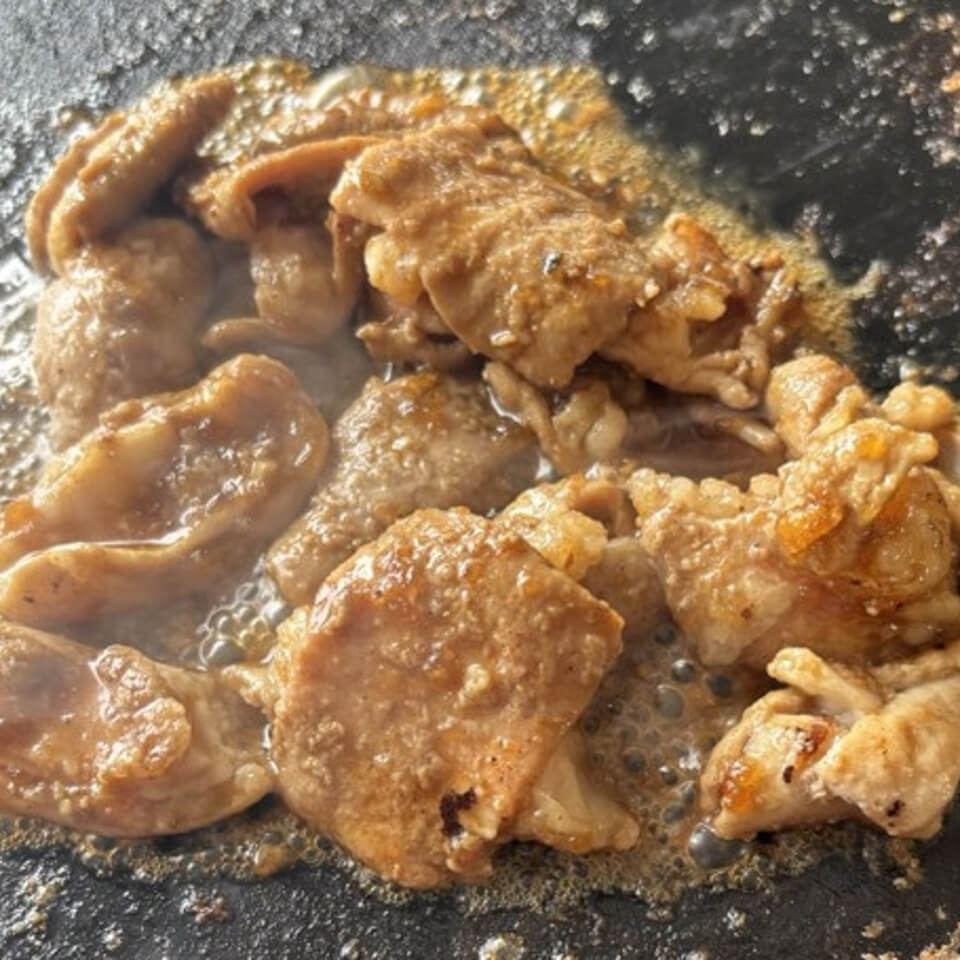 国産牛もつ入りホルモン鉄板焼き