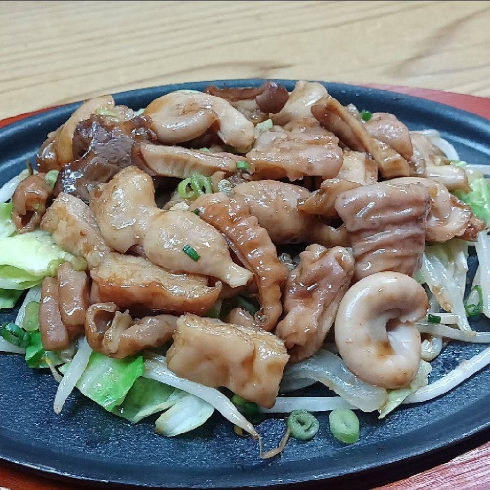 ミックスホルモン鉄板焼き