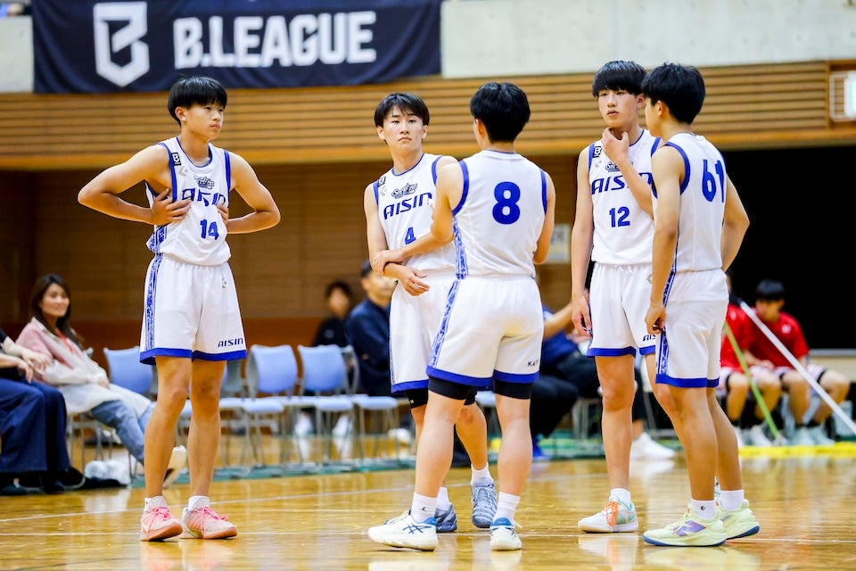 U18