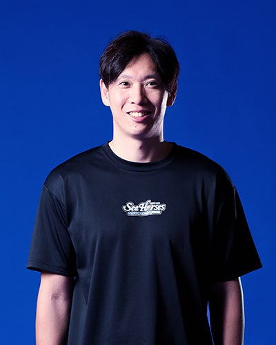 高島一貴