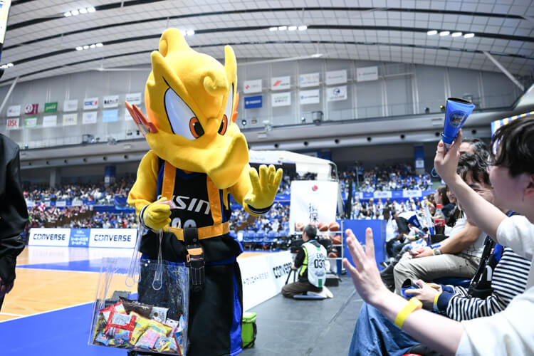 餅まき・菓子まき大会